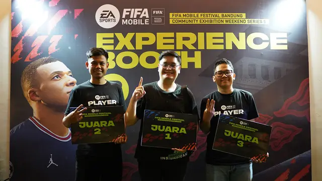 Dihadiri Legenda Sepak Bola Bandung! FIFA Mobile Festival Pertama Indonesia Disambut Meriah