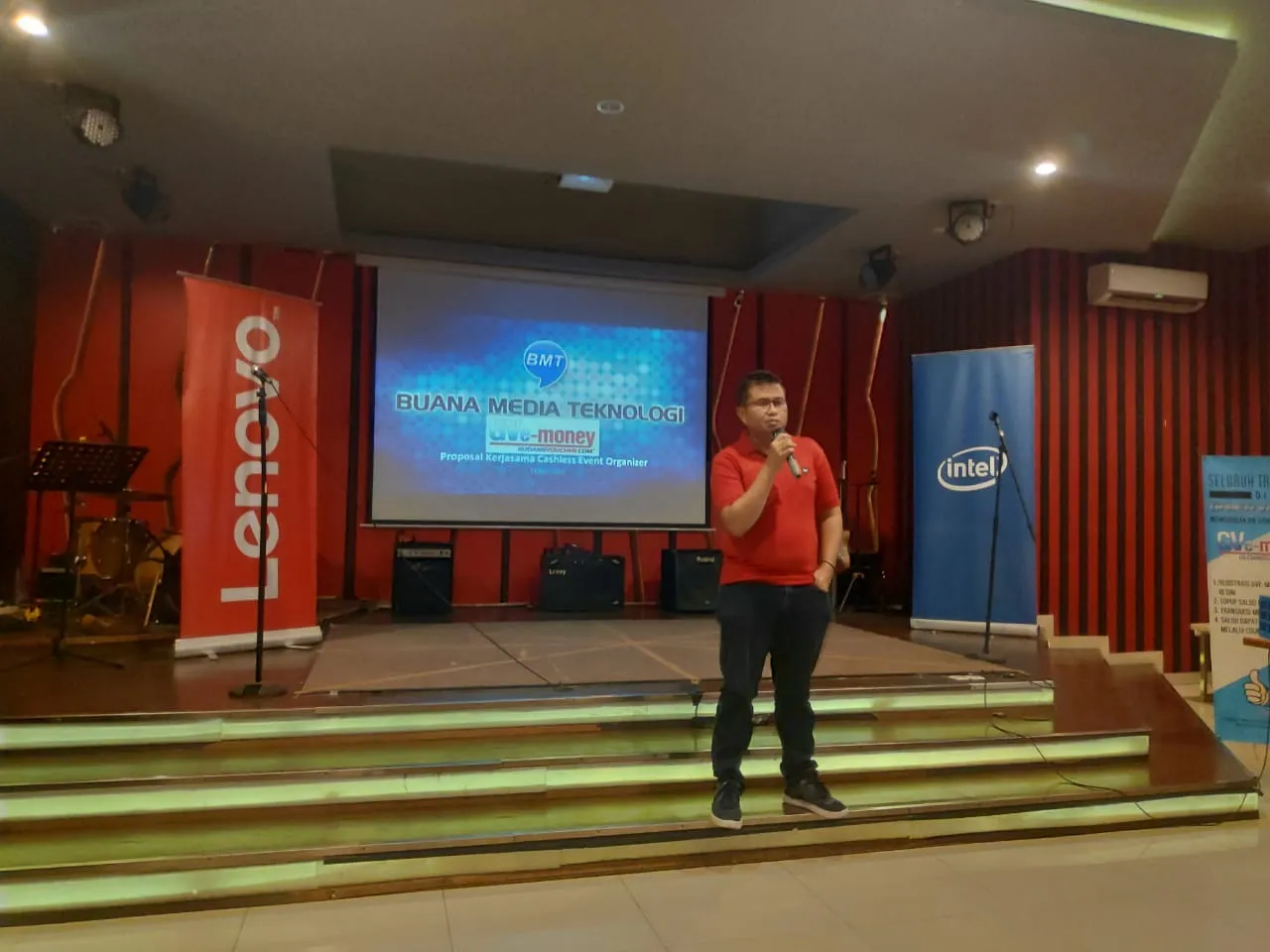 siapkan passportmu! gudangVoucher bikin turnamen esports di bekasi.