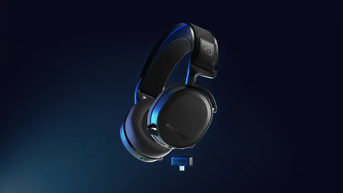 gaming headset arctis 7+ dan 7P+