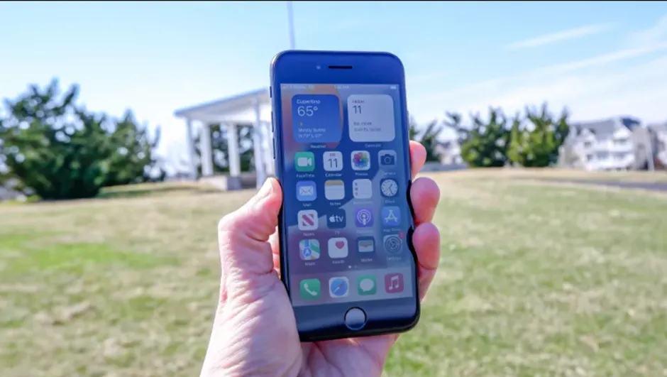 iPhone SE 3rd Gen