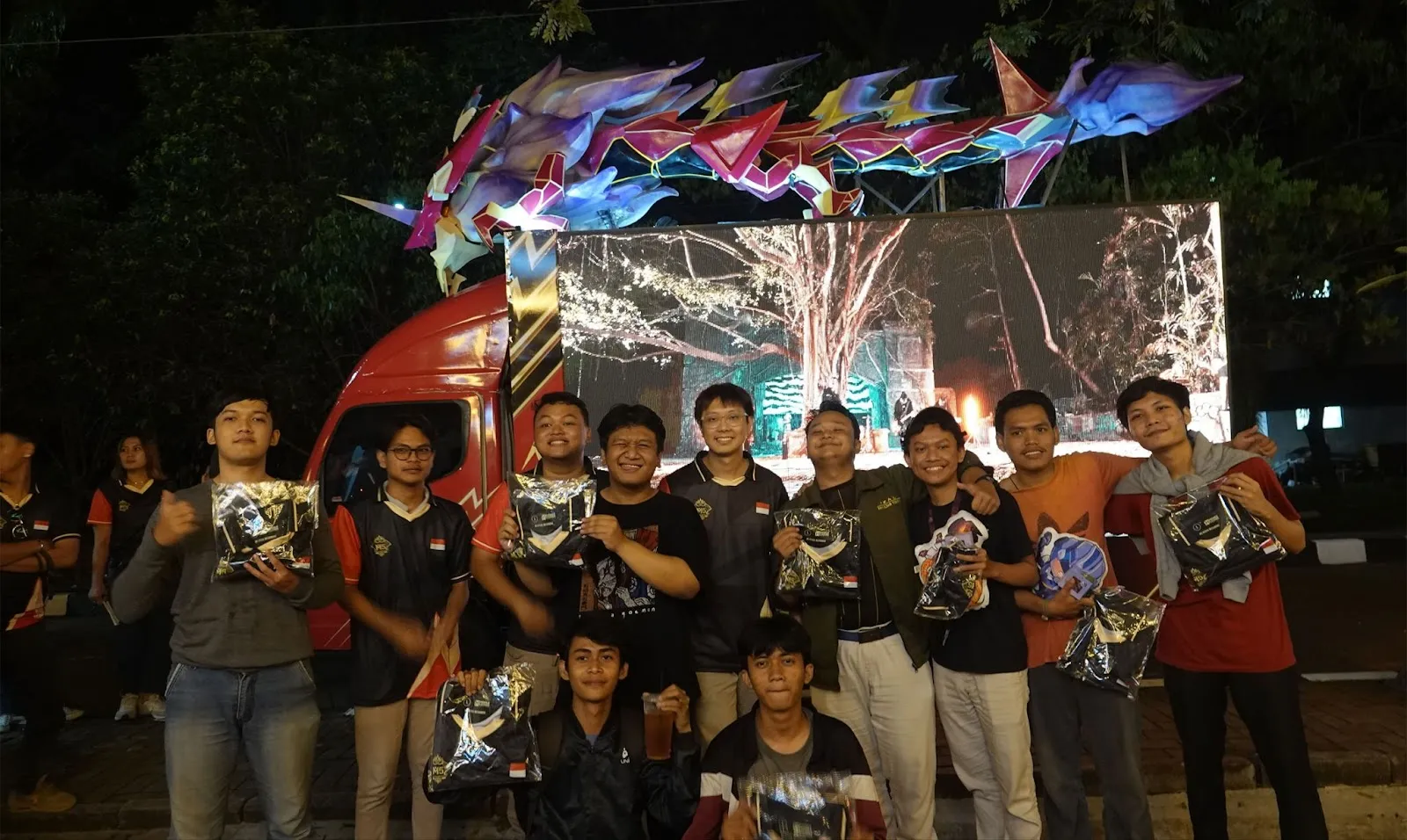 Nonton M5 Bareng Yu Zhong