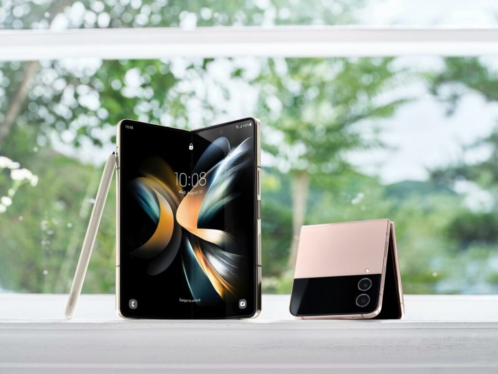Keunggulan Smartphone Samsung Lipat yang Bikin Kamu Upgrade Hape 2 Inovasi Samsung sehingga Foldable Smartphone kini bisa dimanfaatkan menjadi daily driver utama